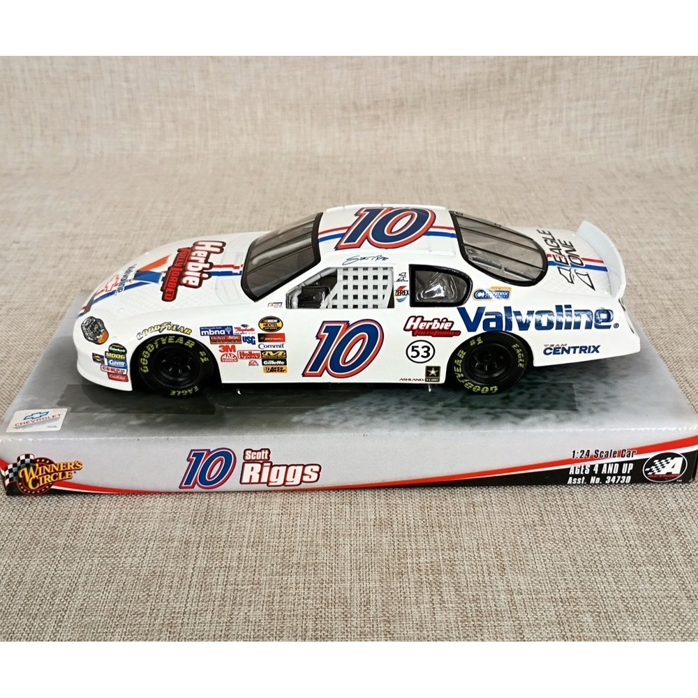 1:24 Winners Circle Action 2005 Scott Riggs Valvoline Herbie Fully Loaded